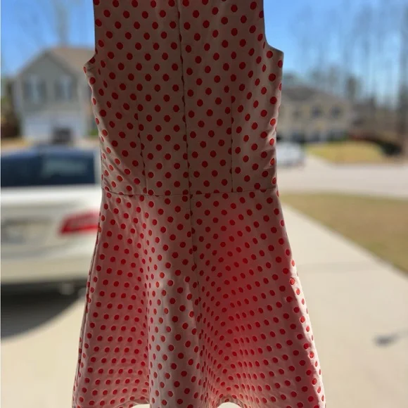 Chic Sleeveless Polka Dot Midi Dress - Picture 11 of 12
